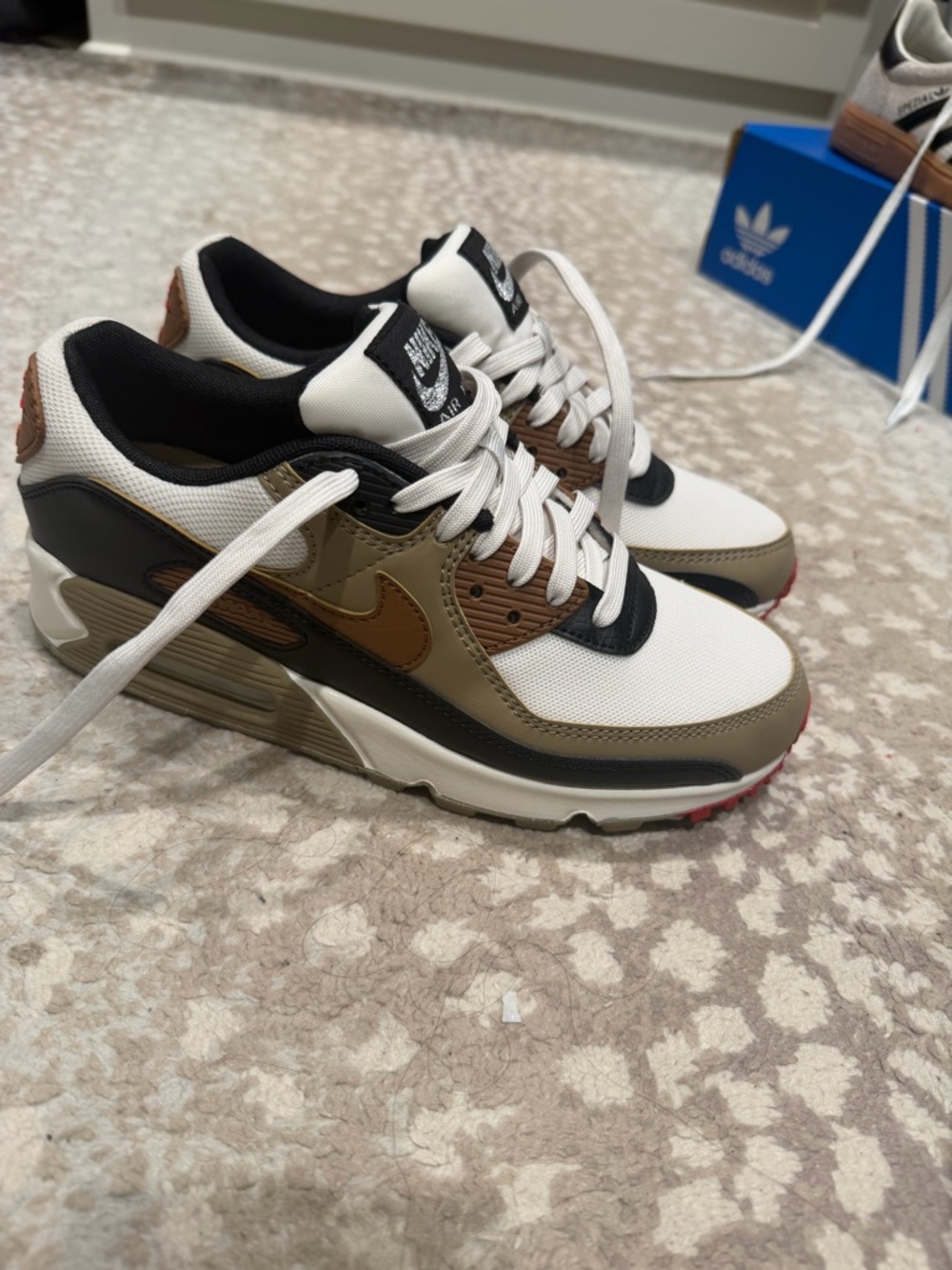 Nike Air Max 90 Phantom Black Fire Red Light British Tan (Women's)